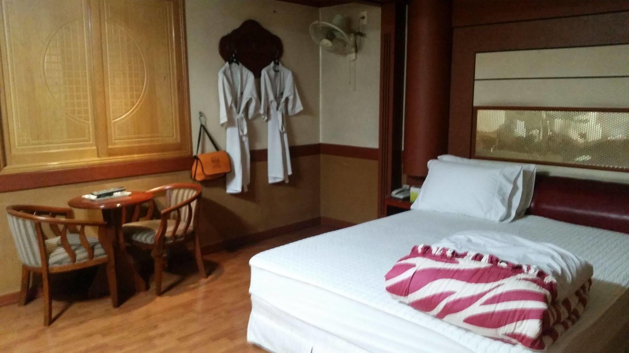 Busan Inka Motel Exterior photo